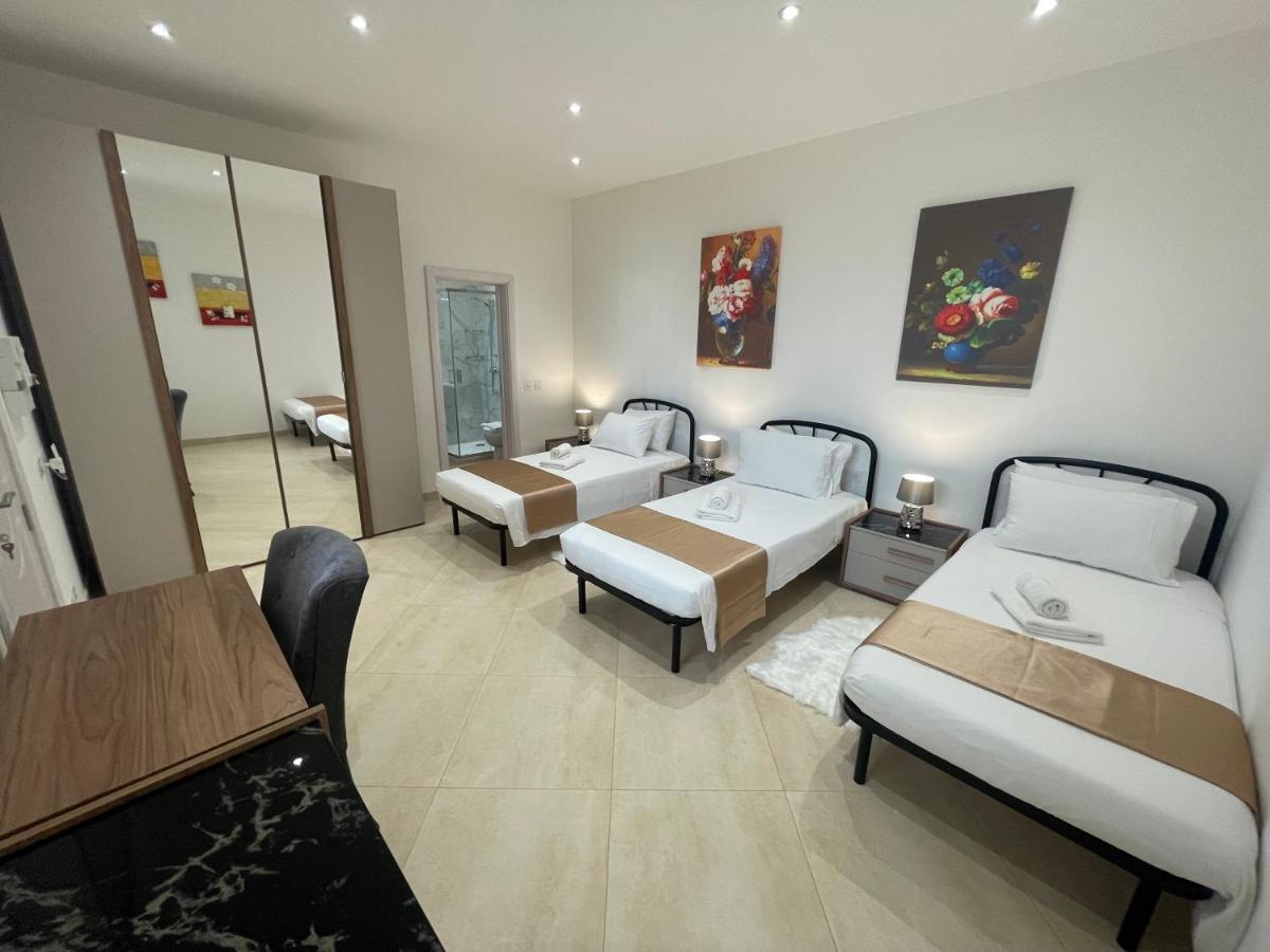 Alina Boutique Living Panzió Victoria Kültér fotó
