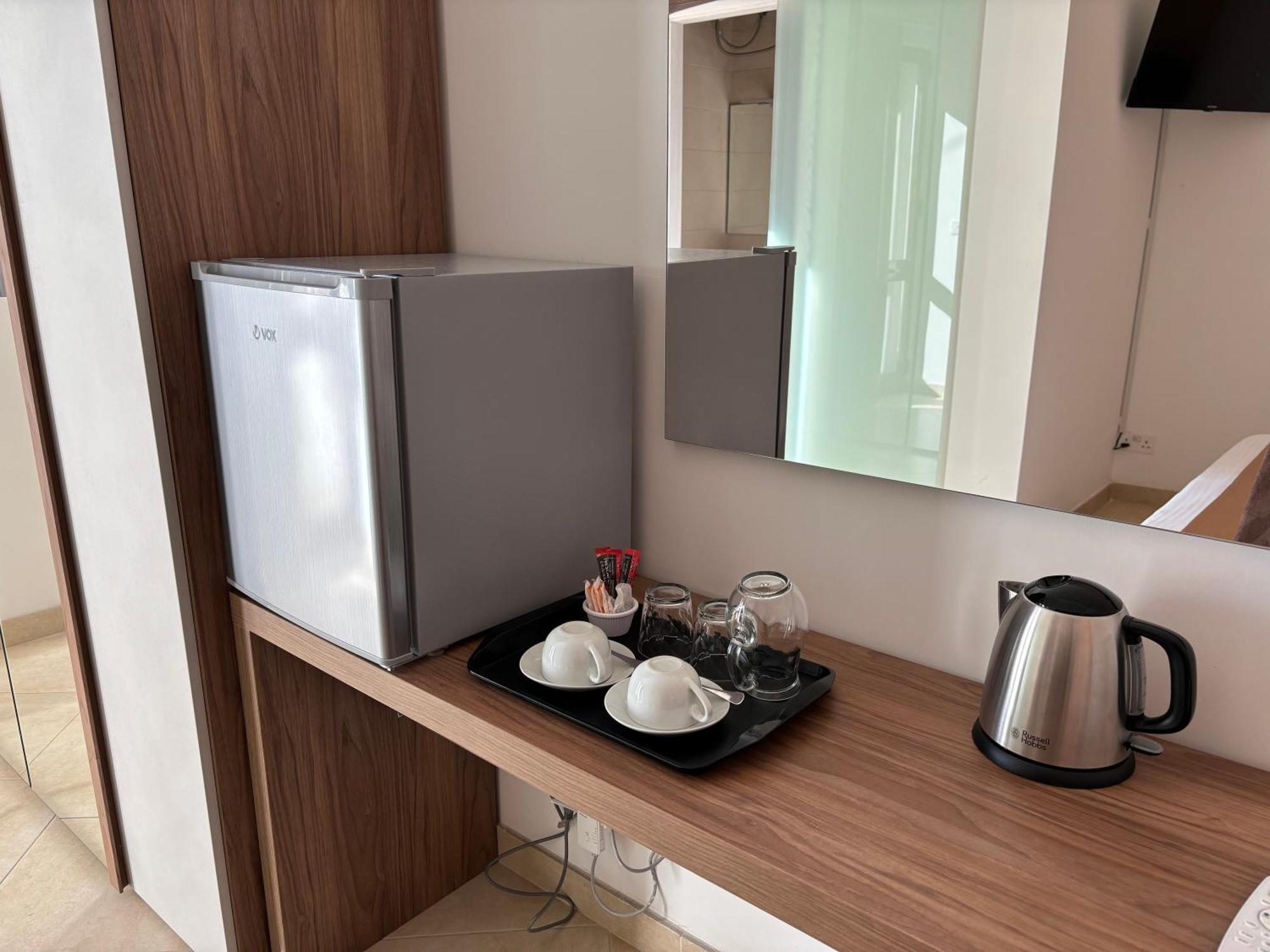 Alina Boutique Living Panzió Victoria Kültér fotó